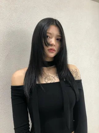 セミロング レイヤーカット /ハイトーンchaoのヘアスタイル