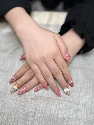 ネイル R nailsalon所属・Rネルサイン よ よのネイルデザイン