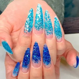 ネイル VOGUE ×SWANのネイルデザイン