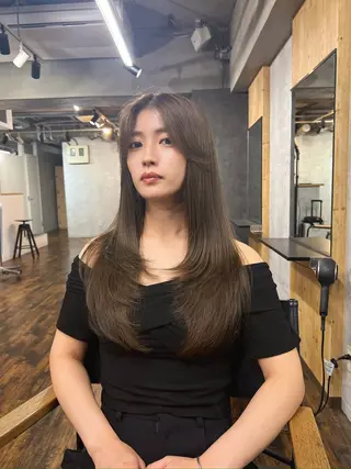 ミディアム カラー ヘアアレンジ foi. 　(フォワ)所属・🇰🇷韓×中くびれ ヘア森田和貴のヘアスタイル