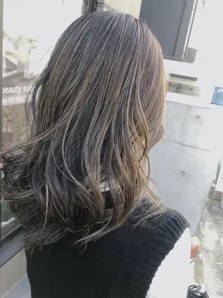 セミロング カラー rii-🩰 トレンド韓国ヘアのヘアスタイル