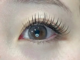 マツエク・マツパ beauty salon mee+所属・mee+ Akiのマツエク・マツパデザイン