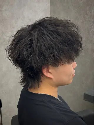 ミディアム パーマ メンズ メンズウルフ特化🐺 🔥長山耕大🔥のヘアスタイル