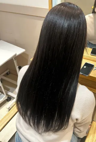 ロング カラー 大川 夏実のヘアスタイル