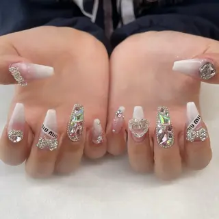 ネイル 💎🐰 saki. m 🐰💎のネイルデザイン