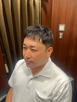 ショート カラー ヒロ銀座ヘアーサロン六本木店所属・宮崎 陽樹のヘアスタイル