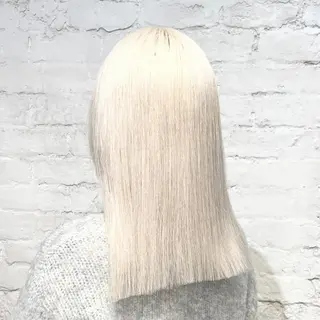 ミディアム カラー ✨ブリーチ支持No1 複雑履歴修正/舘岡のヘアスタイル