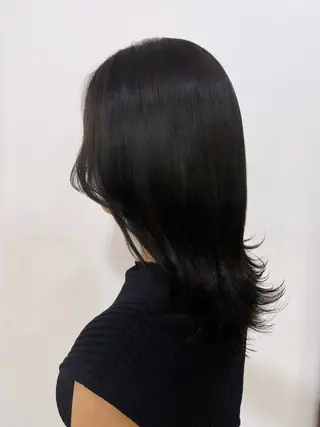 カラー 🎀艶カラー/ヘアメ しおり🎀のヘアスタイル