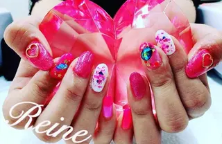 ネイル Nailsalon Reine所属・玉栄 伶奈のネイルデザイン