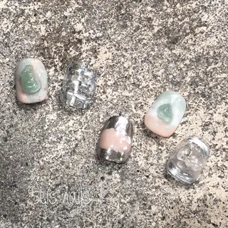 ネイル Seis Shihoのネイルデザイン