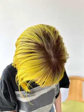 ミディアム カラー 山口 モエのヘアスタイル