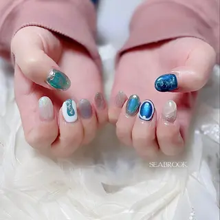 ネイル 鈴木 奈穂子のネイルデザイン