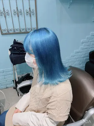 ミディアム カラー ヘアアレンジ 🩶【推しハイトーン 】yuzu🩶のヘアスタイル