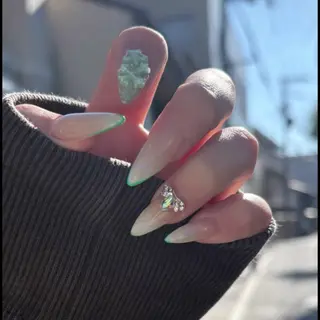 ネイル 8appy ARTstudioのネイルデザイン