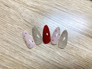 ネイル 寺山 千鶴のネイルデザイン