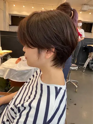 ショート カラーが上手い 辻悠月のヘアスタイル