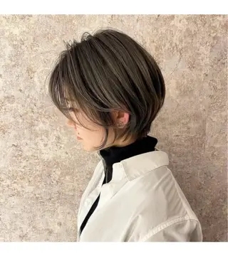 ショート 神田 衣織のヘアスタイル