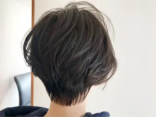 ショート カラー パーマ 坪内 麻里子のヘアスタイル