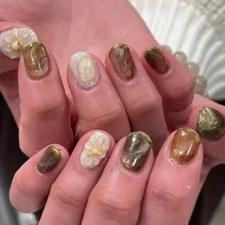 ネイル 淡色ネイル 🎀moeのネイルデザイン