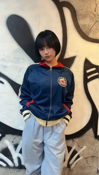 ショート カラー Kearny 小林 裕花のヘアスタイル