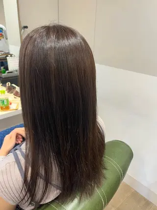 セミロング 小鴨 美佳のヘアスタイル