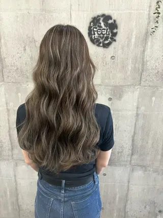 ロング 田中 沙也香のヘアスタイル