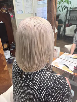 ミディアム カラー ブリーチ特化/透明感 カラー森山陽向のヘアスタイル