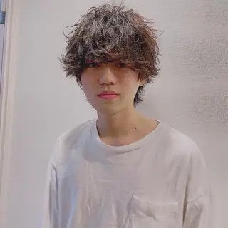 ショート ヘアアレンジ メンズ ハイトーンエクステ 🎩カズキ🎩のヘアスタイル