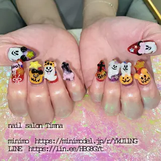 ミディアム NAILSALON 🍔Timna🍟のネイルデザイン