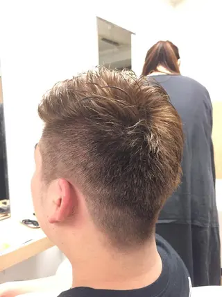 ショート メンズ 染谷 周のヘアスタイル