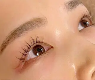 マツエク・マツパ E'clat Kanaのエステ・リラクイメージ