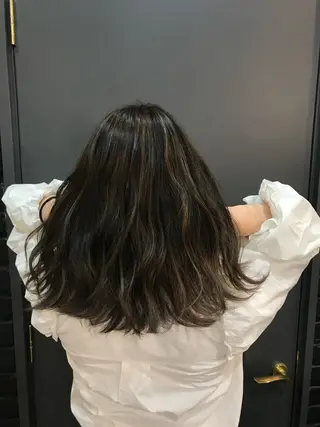 ミディアム SHIAN八王子 🇫🇷山本実穂のヘアスタイル