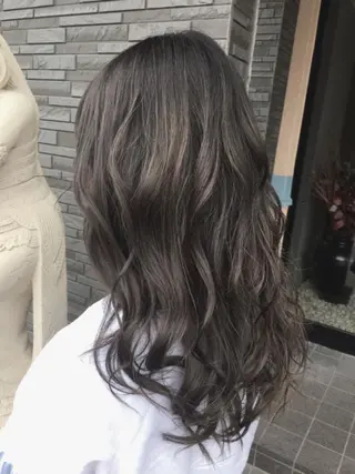 ロング カラー 4-rest garden （フォーレストガーデン）所属・金井 直樹のヘアスタイル