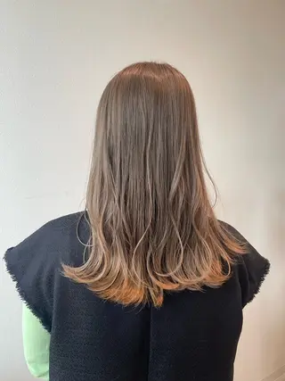 セミロング カラー ヘアアレンジ 木村 架音のヘアスタイル