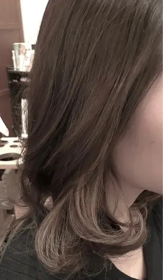 セミロング カラー 小森谷 亮太のヘアスタイル