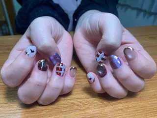 ショート ネイルサロンまきの所属・牧野 真都華のネイルデザイン