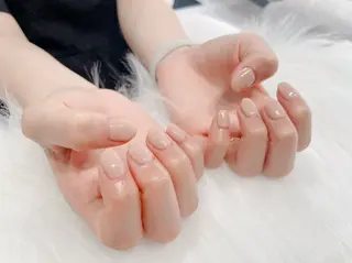 ネイル リスブラン AYUMI 🍎のネイルデザイン