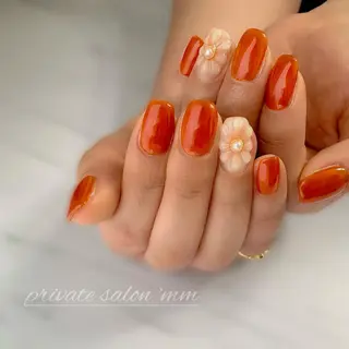 ネイル 'mm所属・'mm  (ミリ) ＭＡＮＡＭＩのネイルデザイン