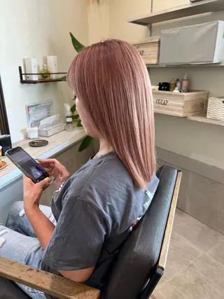 セミロング 🌱ブリーチカラー しばただいき🌱のヘアスタイル