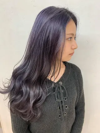 ロング 透明感ハイライト◎ 伊藤夏海のヘアスタイル