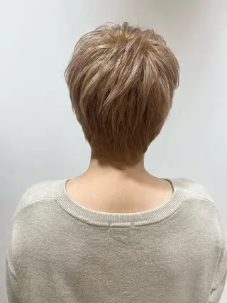 ショート カラー 🐺ウルフ/レイヤー 似合わせ‎🤍沙羅のヘアスタイル