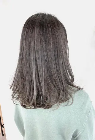 カラー MUK ムクのヘアスタイル