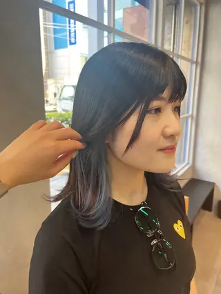 セミロング カラー 🦩レイヤー|透明感 カラー🦩makoのヘアスタイル