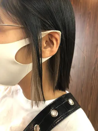ショート カラー 遠藤 眞実のヘアスタイル