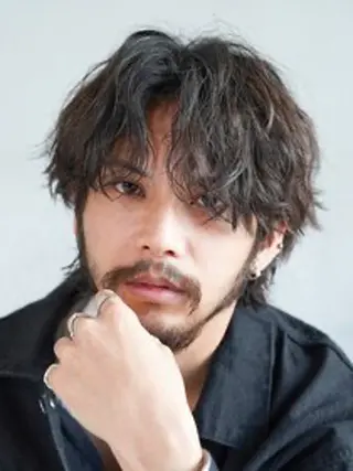 ミディアム パーマ メンズ パーマ特化🔥 fifth渡部竜馬のヘアスタイル