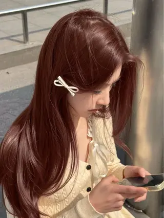 ロング カラー トレンド暖色ヘア🍒 miu🍒のヘアスタイル