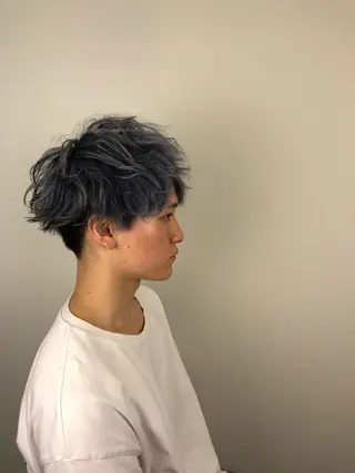 ショート カラー 小野 隼輔のヘアスタイル