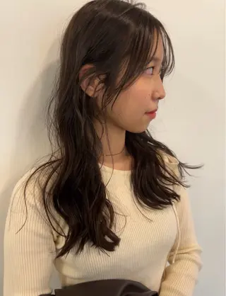 セミロング カラー KOCHAB所属・三谷 はるなのヘアスタイル