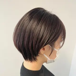 ショート 縮毛矯正✨グレー ジュカラー✨MOEのヘアスタイル