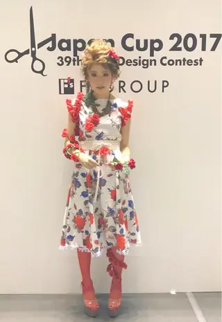 ミディアム ヘアアレンジ 高橋恵🌈生え癖改善 ウルフ/レイヤーのヘアスタイル